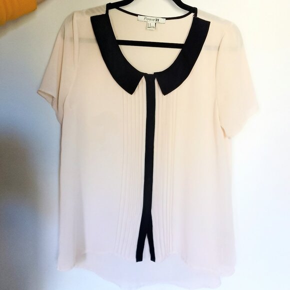 Forever 21 Champagne Peach Chiffon Peter Pan Collar Pleated Top - Picture 5 of 5